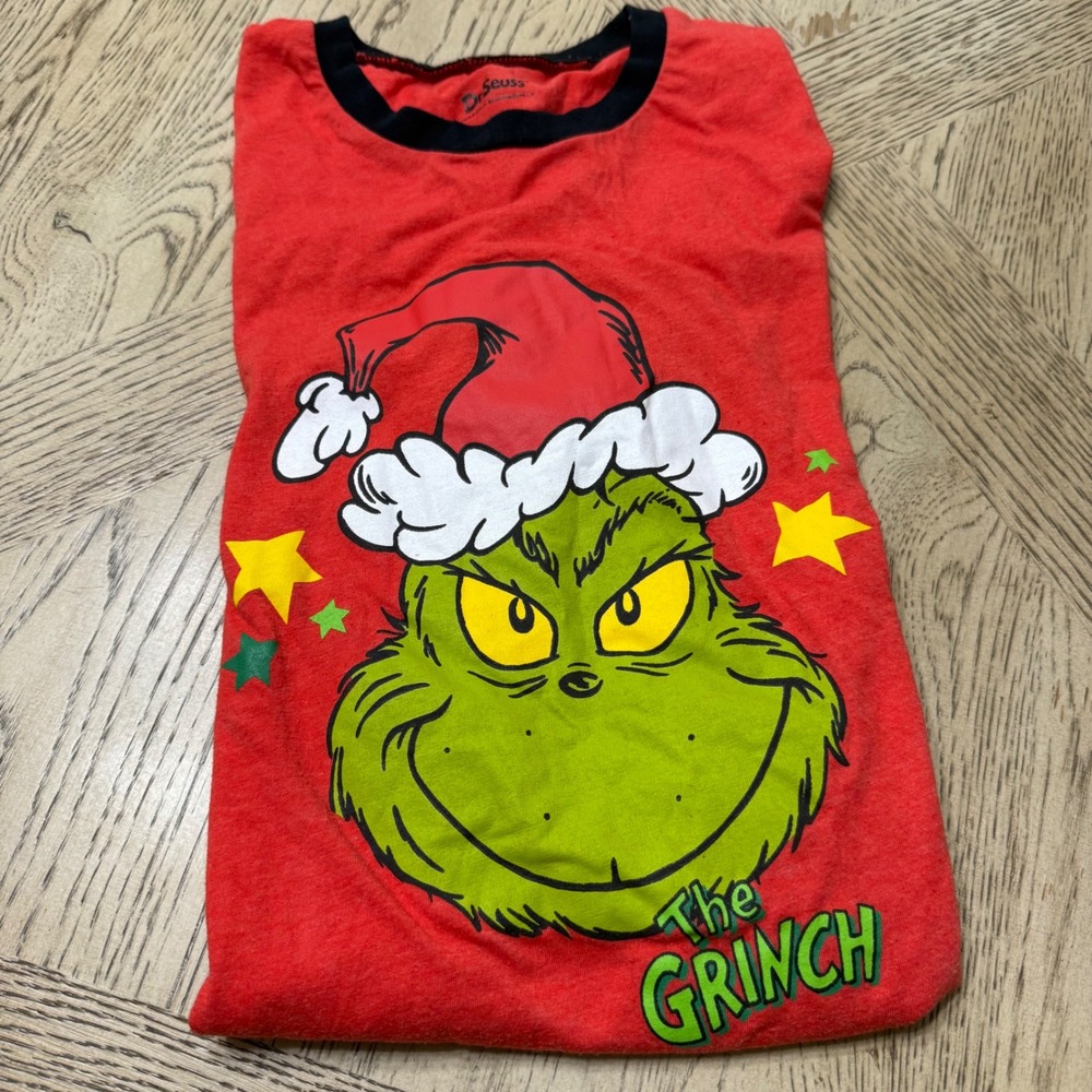 Dr Seuss The Grinch Graphic Ringer T Shirt Christmas Holiday Red Black Small